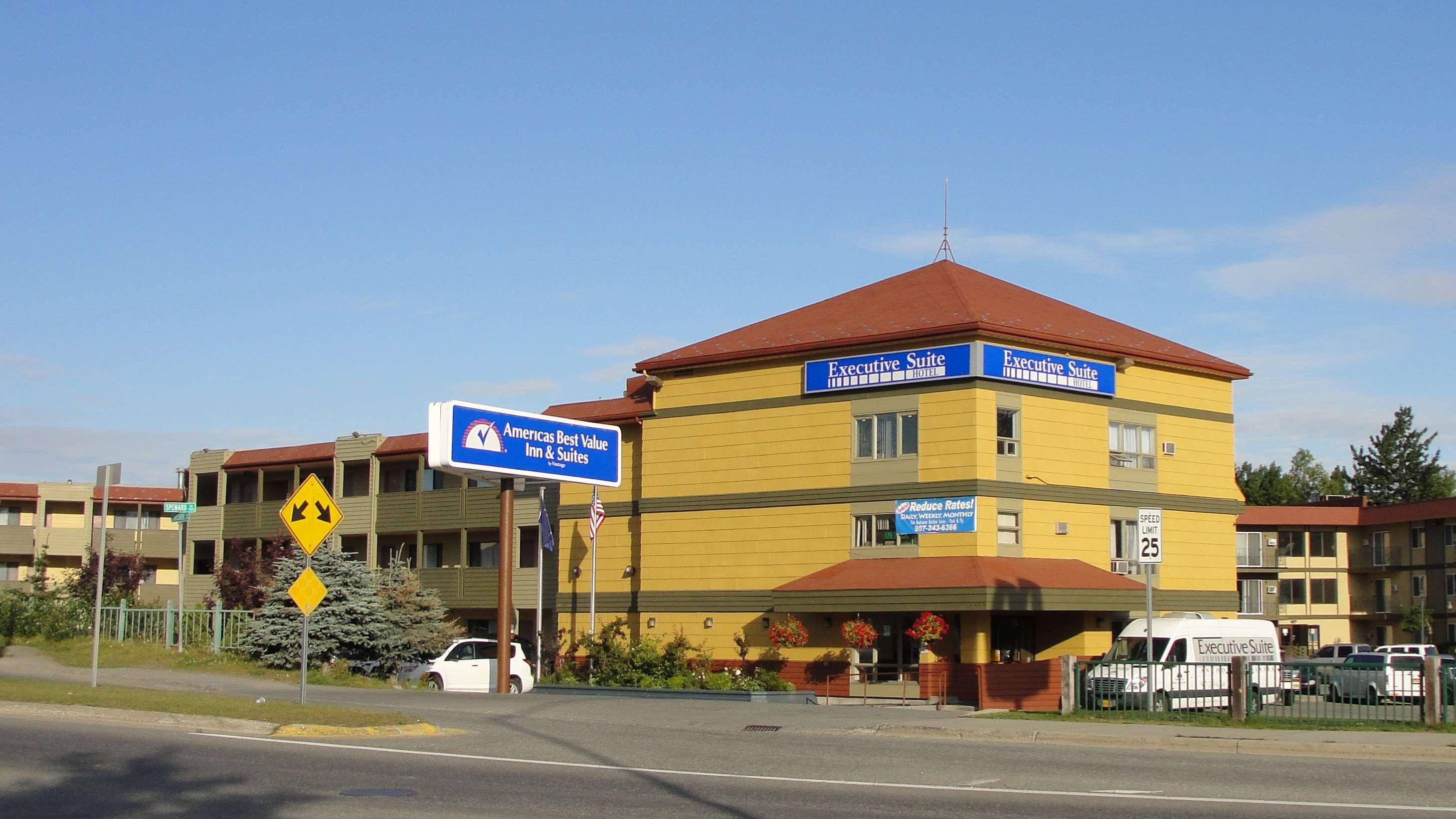 Americas Best Value Inn & Suites Anchorage Airport Exterior foto